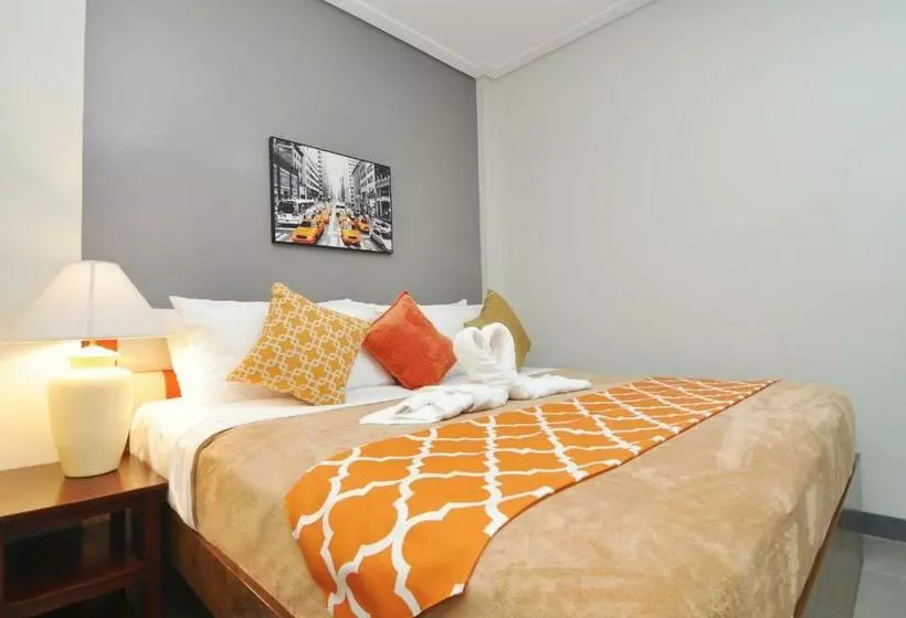 デラックスルーム, 717 Cesar Place