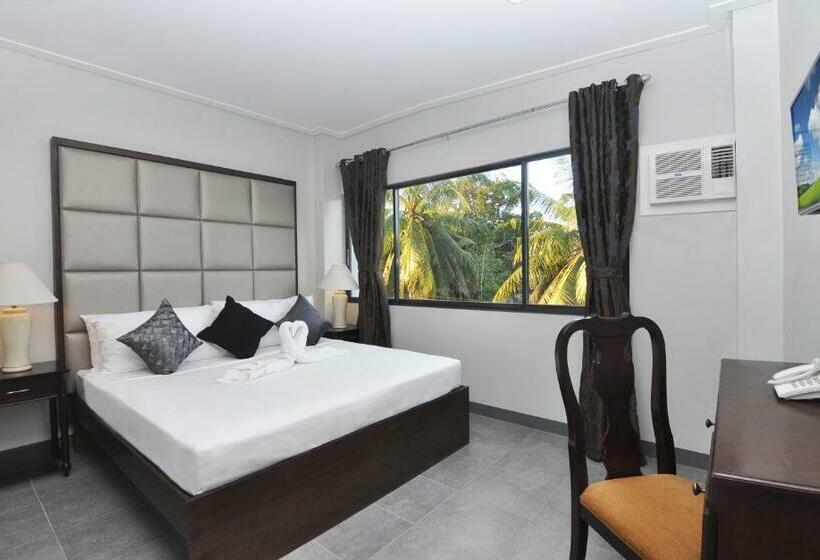 디럭스 룸, 717 Cesar Place