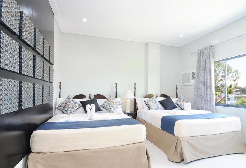 디럭스 패밀리 룸, 717 Cesar Place