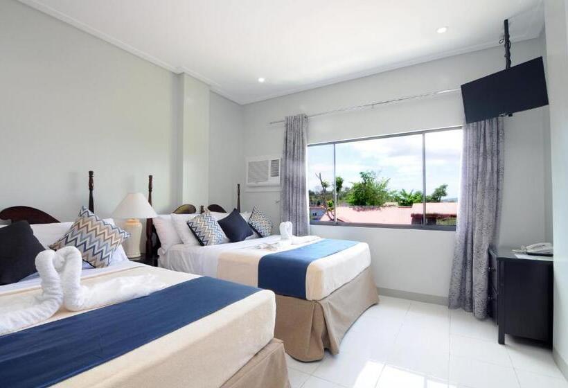 디럭스 패밀리 룸, 717 Cesar Place