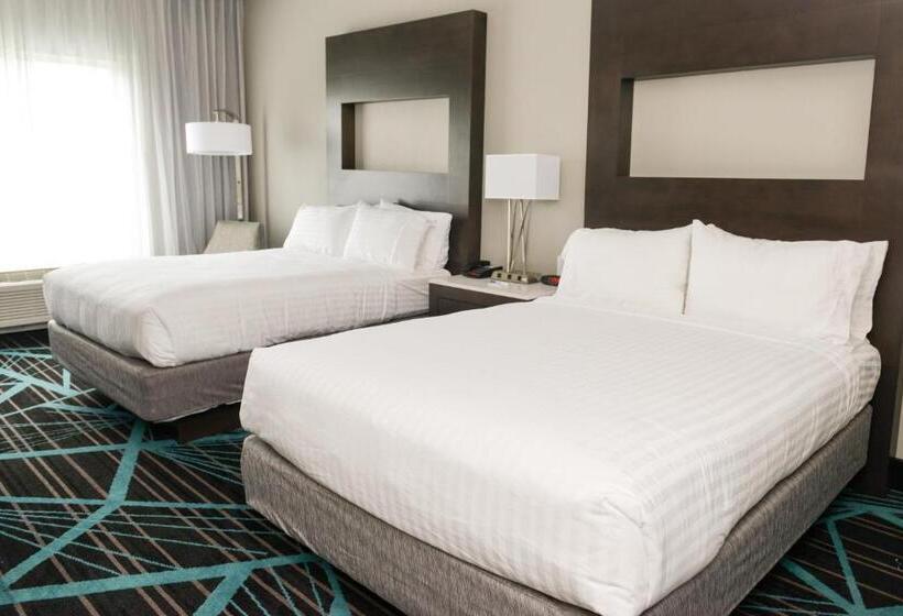 غرفة قياسية سرير ملكى لذوى الإحتياجات الخاصة, Holiday Inn Express & Suites   Charlotte Airport, An Ihg