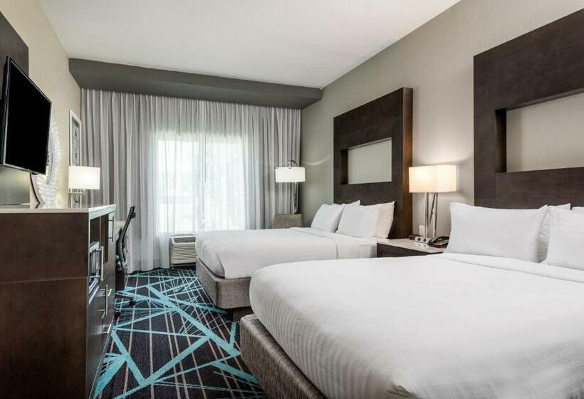 Номер Стандарт, Holiday Inn Express & Suites   Charlotte Airport, An Ihg