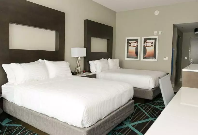 スタンダードルーム, Holiday Inn Express & Suites   Charlotte Airport, An Ihg