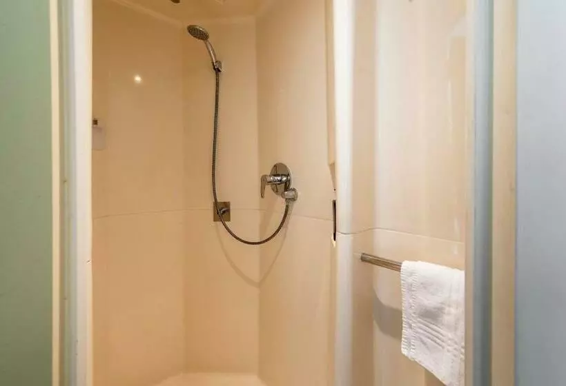 Standard-huone, B&B HOTEL Toulouse Cité de l'Espace Hurel