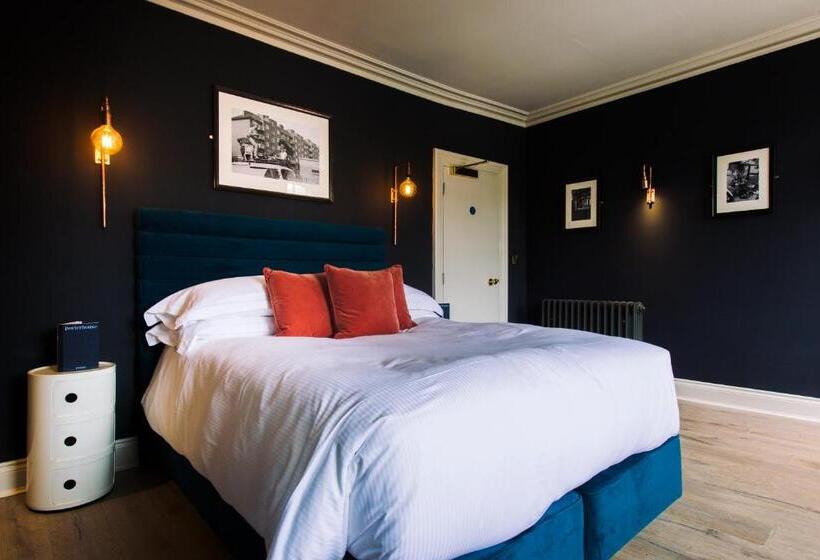 Номер Deluxe, The Porterhouse Grill & Rooms