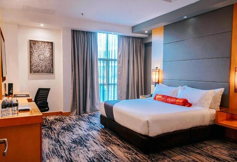 キングサイズベッドのジュニアスイート, The Waterfront