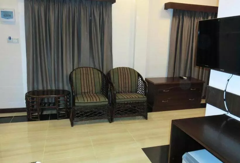 اتاق پنت هاوس, Yankin