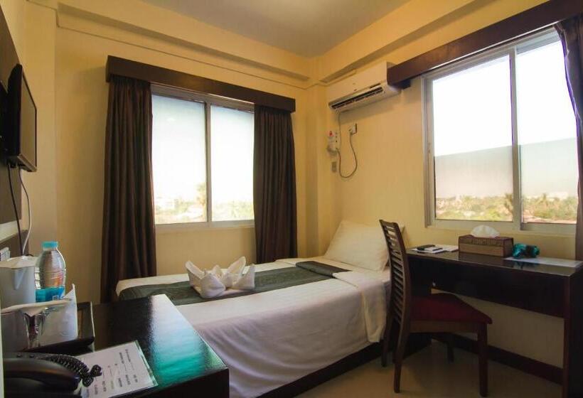 اتاق استاندارد یک نفره, Yankin