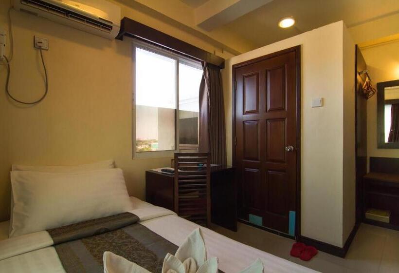 اتاق استاندارد یک نفره, Yankin