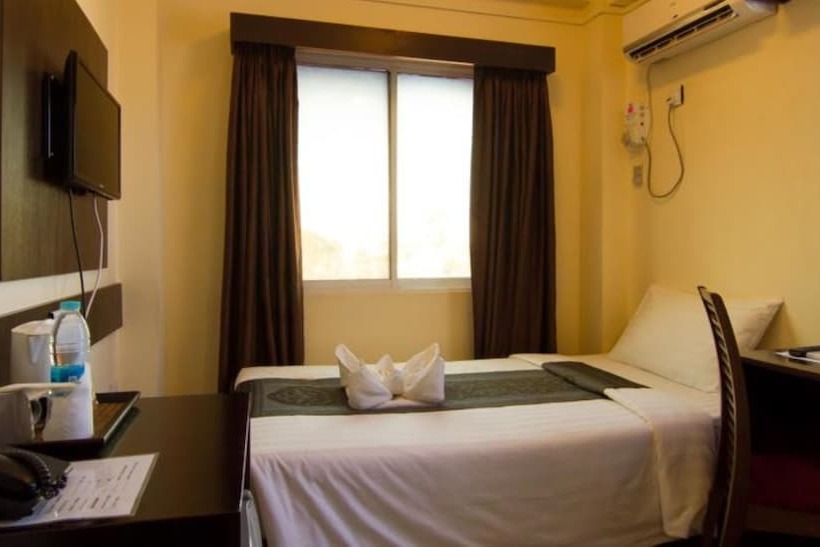 اتاق استاندارد یک نفره, Yankin