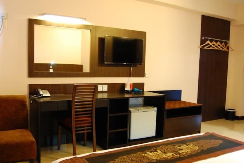 اتاق لوکس, Yankin