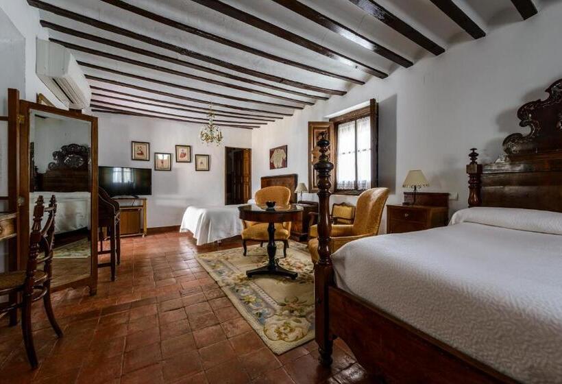 غرفة عائلية, Rural Tia Pilar