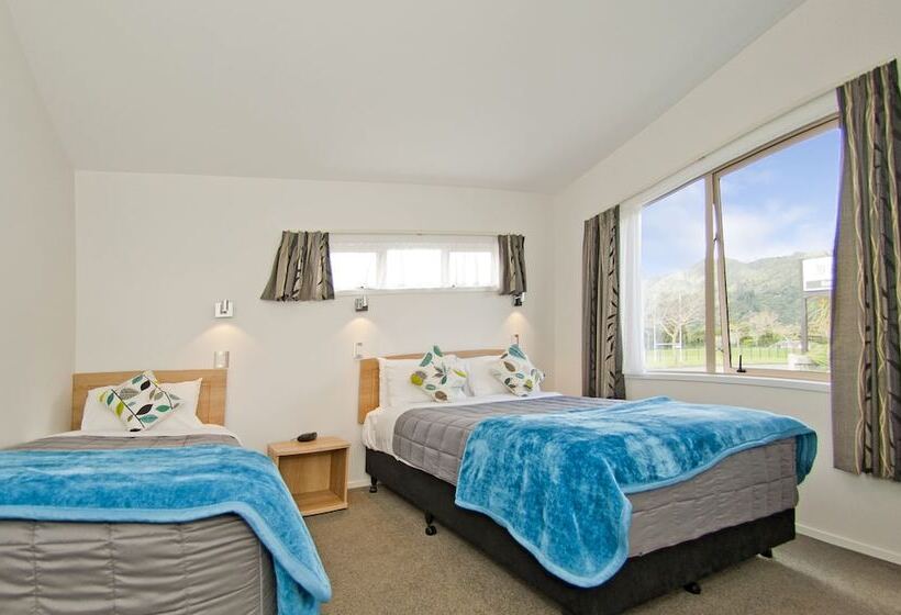 סוויטת 2 חדרי שינה, The Olive Motel