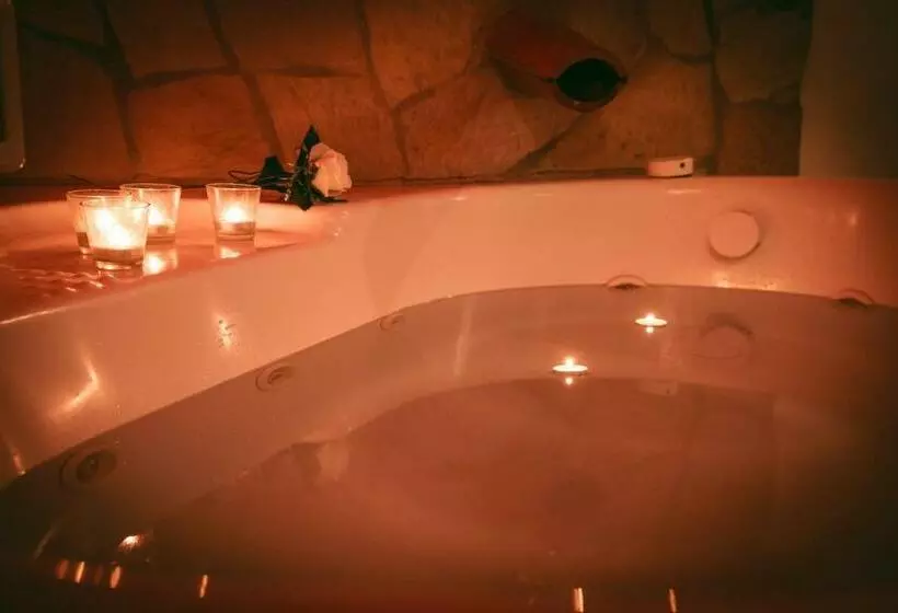 ハイドロマッサージバス付きスイート, Agriturismo Tenuta Monte La Guardia