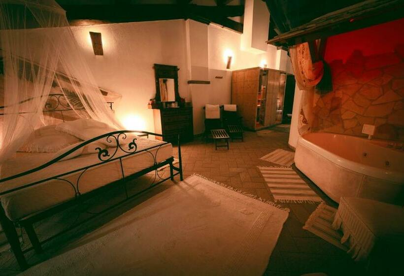 带按摩浴盆的套房, Agriturismo Tenuta Monte La Guardia