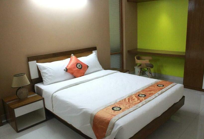 اتاق لوکس, Naas Serviced Apartments