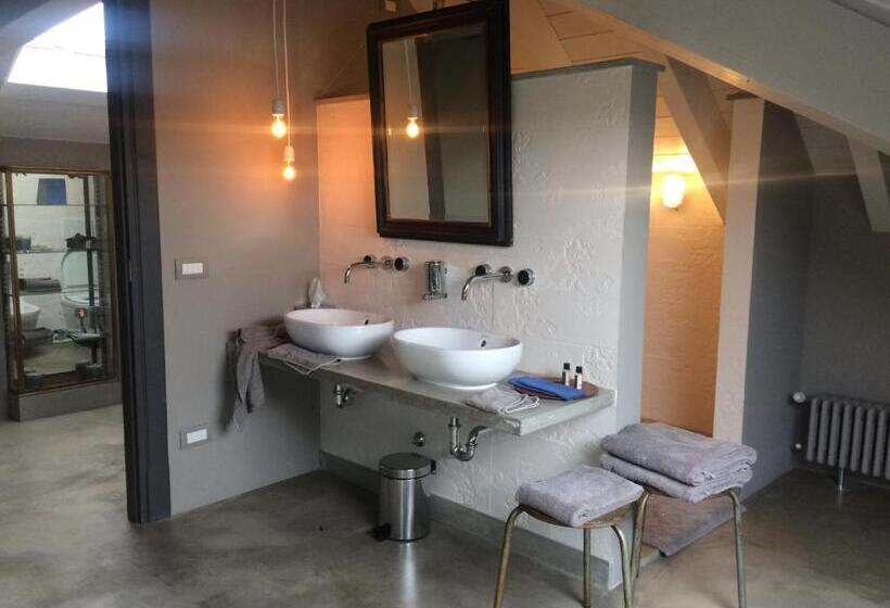 جناح سرير كينج, Boutique Hotel Borgo Nuovo