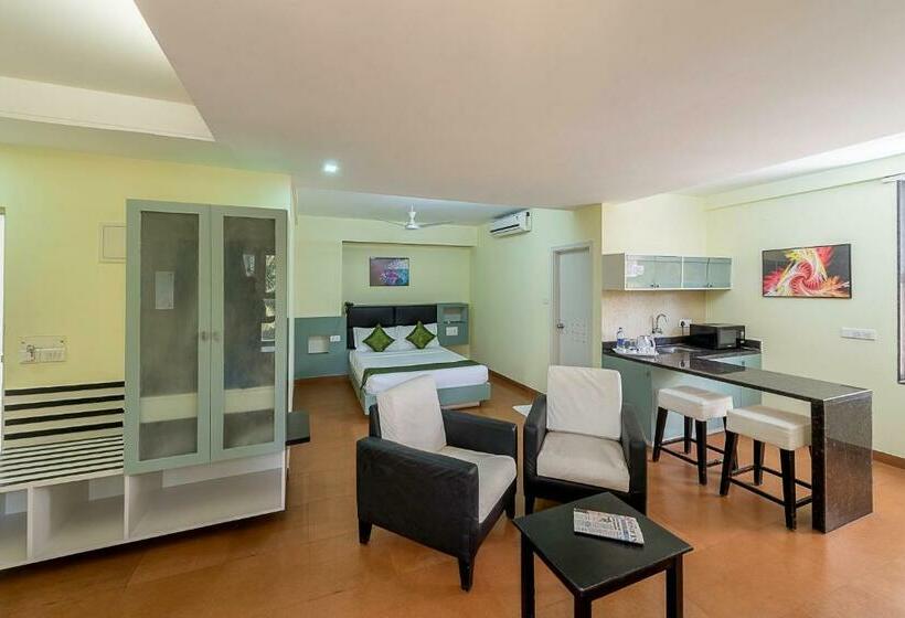 Superior Zimmer Kingsize Bett, Cosmo Annora