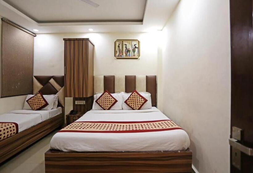 标准三人间, Dreamland Dx