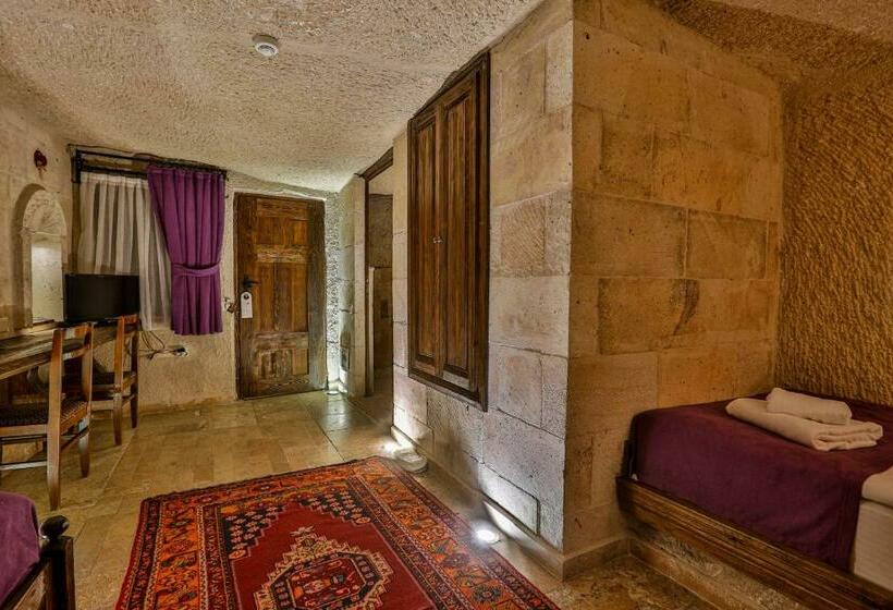 חדר סטנדרט, Hidden Cave