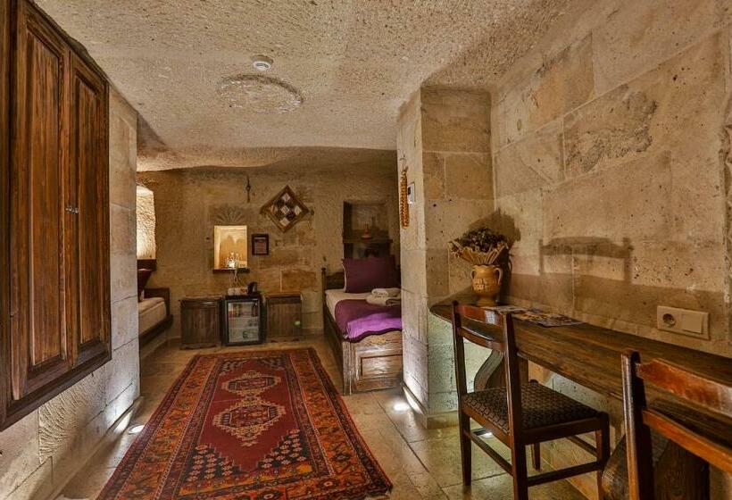 חדר סטנדרט, Hidden Cave