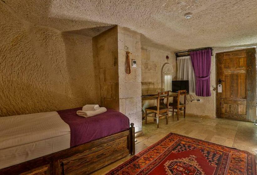 חדר סטנדרט, Hidden Cave