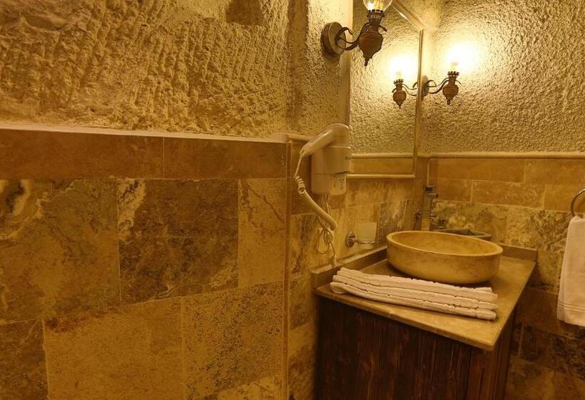 חדר סטנדרט, Hidden Cave