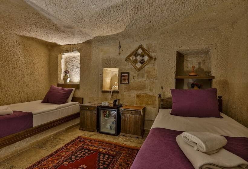 חדר סטנדרט, Hidden Cave