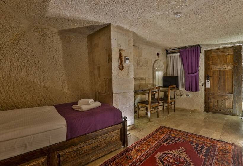 חדר סטנדרט, Hidden Cave