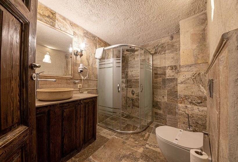 חדר סטנדרט, Hidden Cave