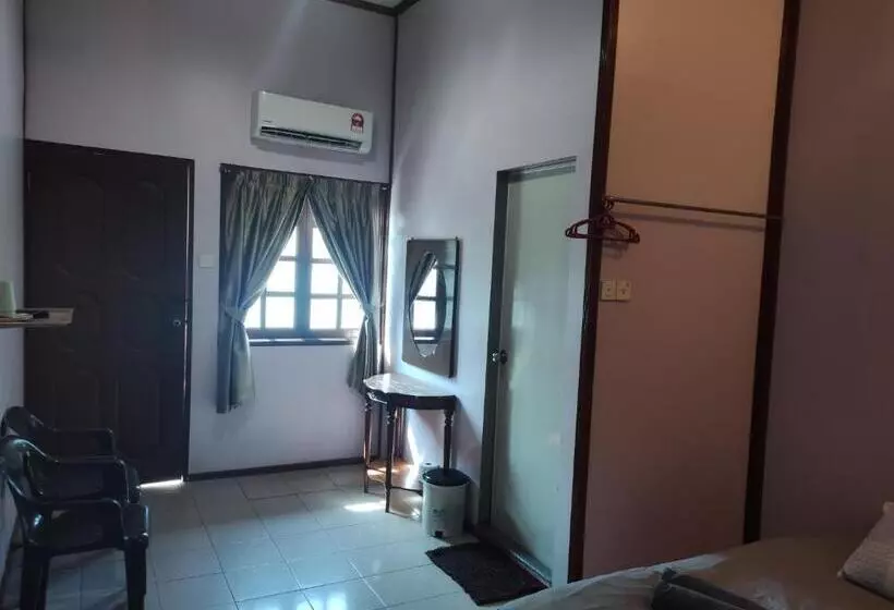 اتاق لوکس با تخت بزرگ, Horizon Inn