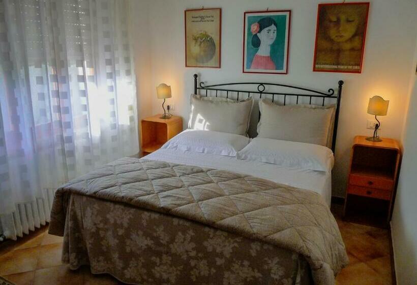 标准间, La Mimosa