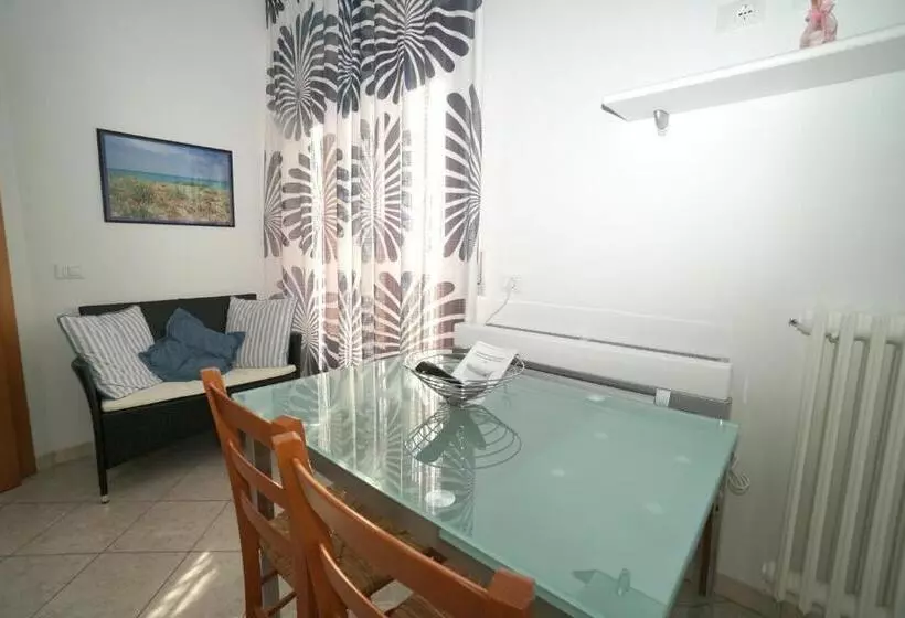 バルコニー付き１ベッドルームアパートメント, La Mimosa