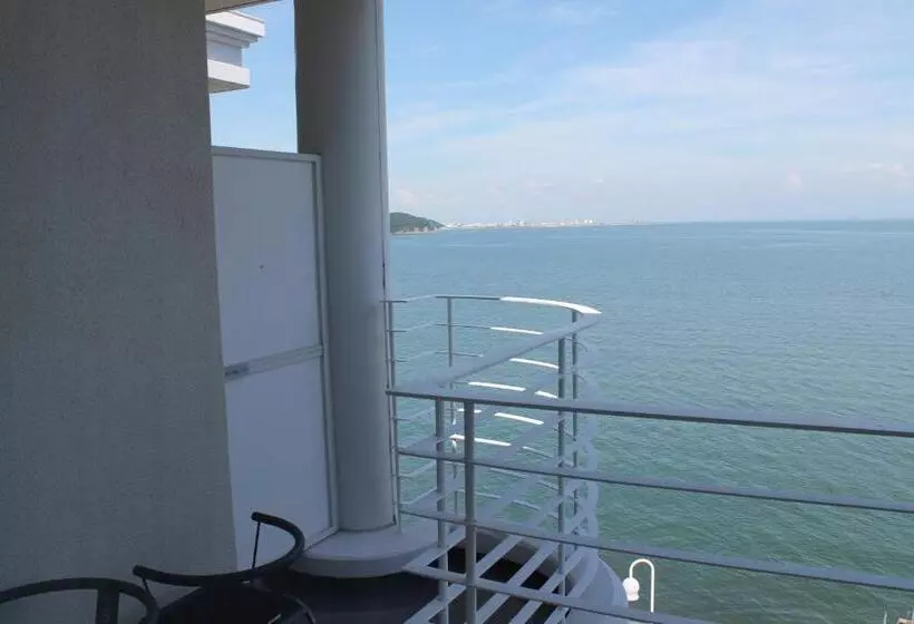 テラス付きスタンダードルーム, Livemax Resort Setouchi Seafront