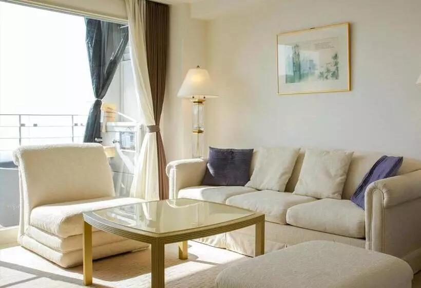 テラス付スイート, Livemax Resort Setouchi Seafront