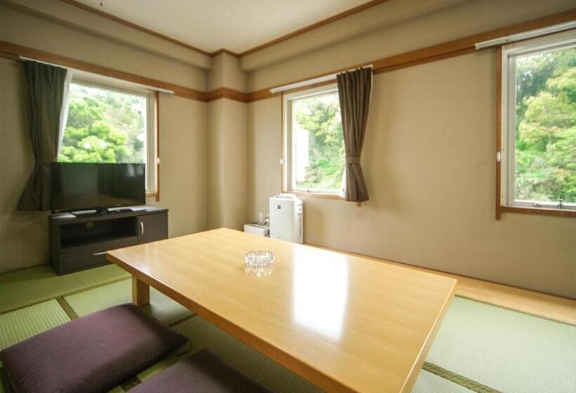 Люкс Классика, Livemax Resort Setouchi Seafront