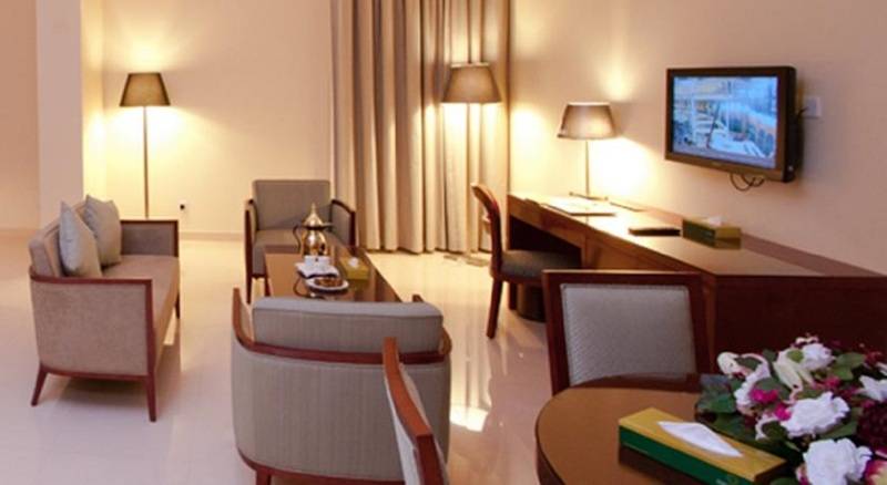 סוויטה, Makarem Mina