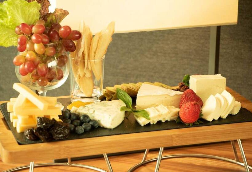 اتاق سوپریور, Midori Clark Hotel And Casino