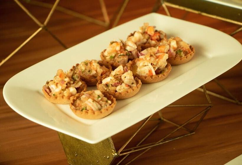 اتاق لوکس, Midori Clark Hotel And Casino