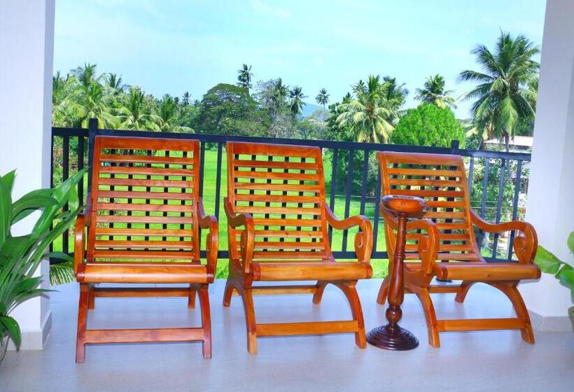 정원 전망 디럭스 3인룸, Nature Resort   Yala Safari Village