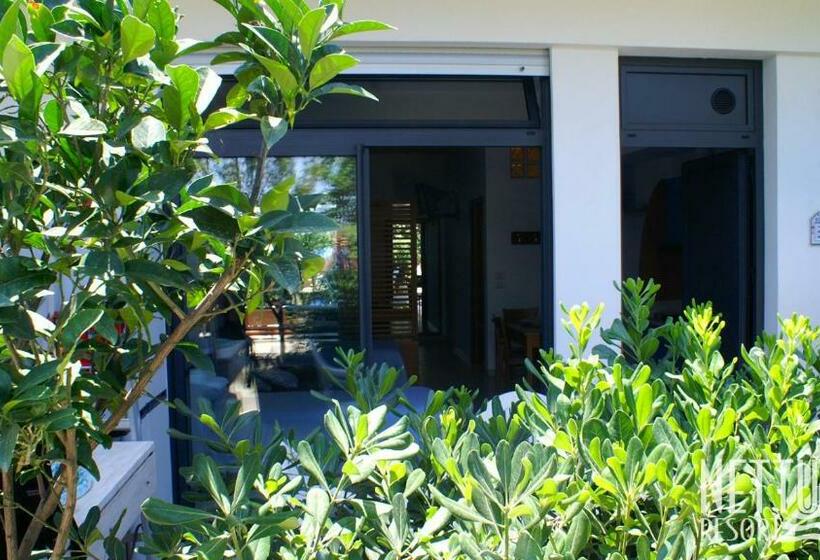 Студио Стандарт Вид на Сад, Nettuno Resort