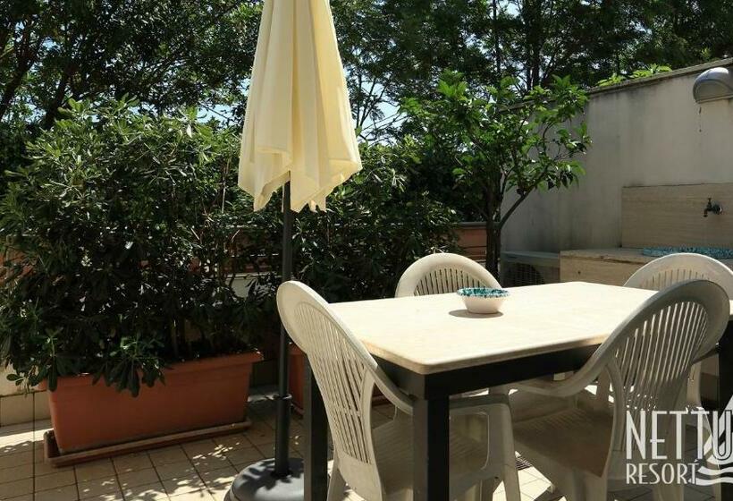 استودیو استاندارد با چشم‌انداز باغ, Nettuno Resort