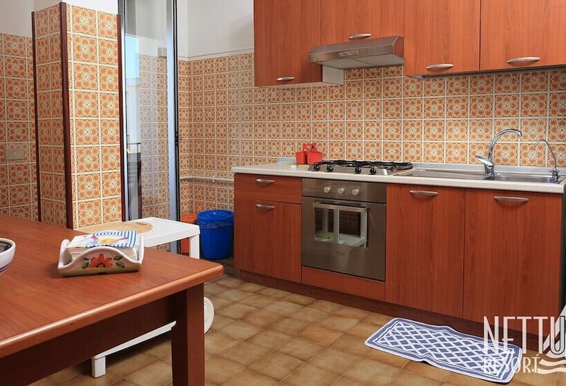 Апартаменты 2 Спальни Вид на Море, Nettuno Resort