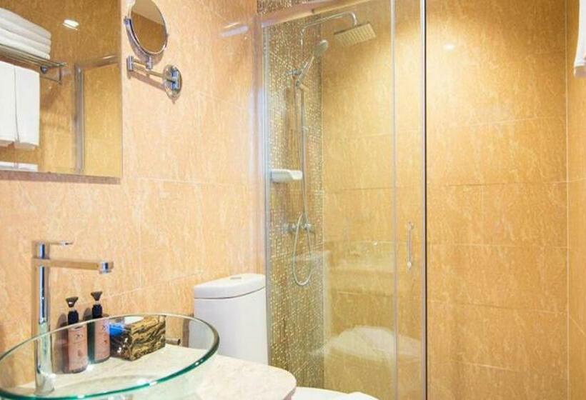 디럭스 룸, Tetris