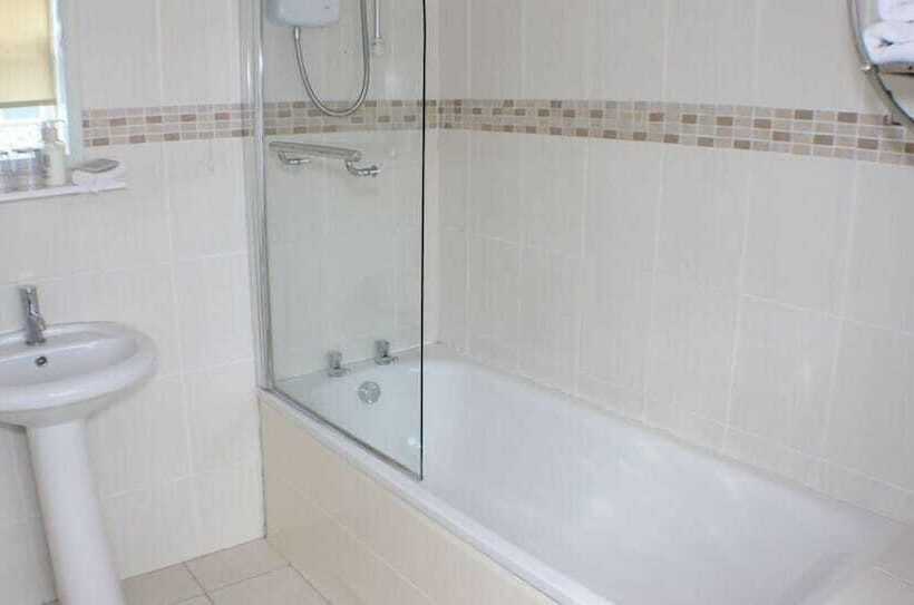 חדר קומפורט, The Southfield