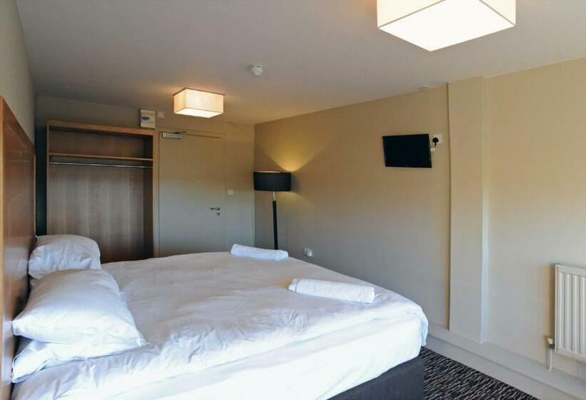 스탠다드 룸, The Titan