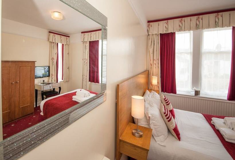 スーペリアールーム, The Coppice Including Off Site Health Club