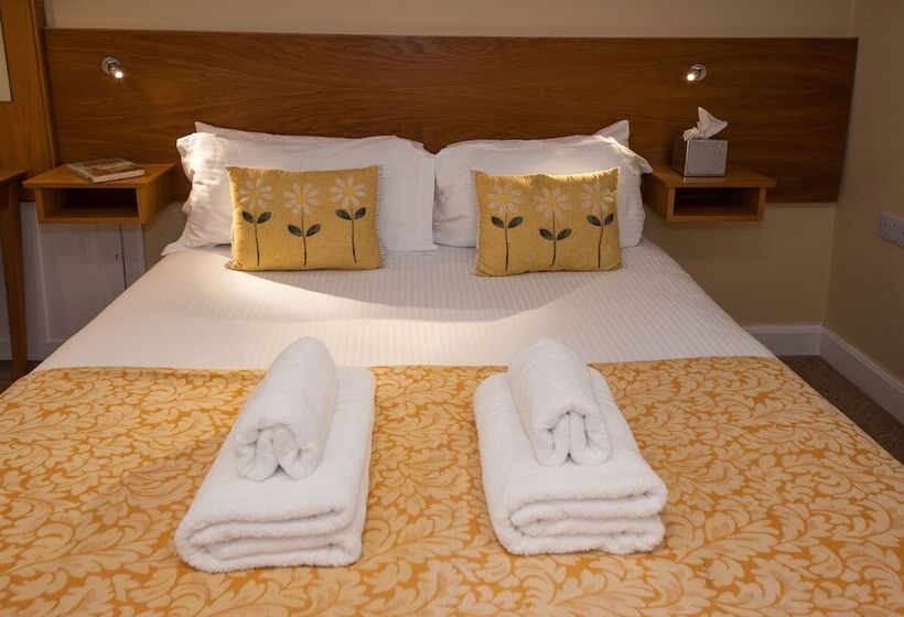 デラックスルーム, The Coppice Including Off Site Health Club