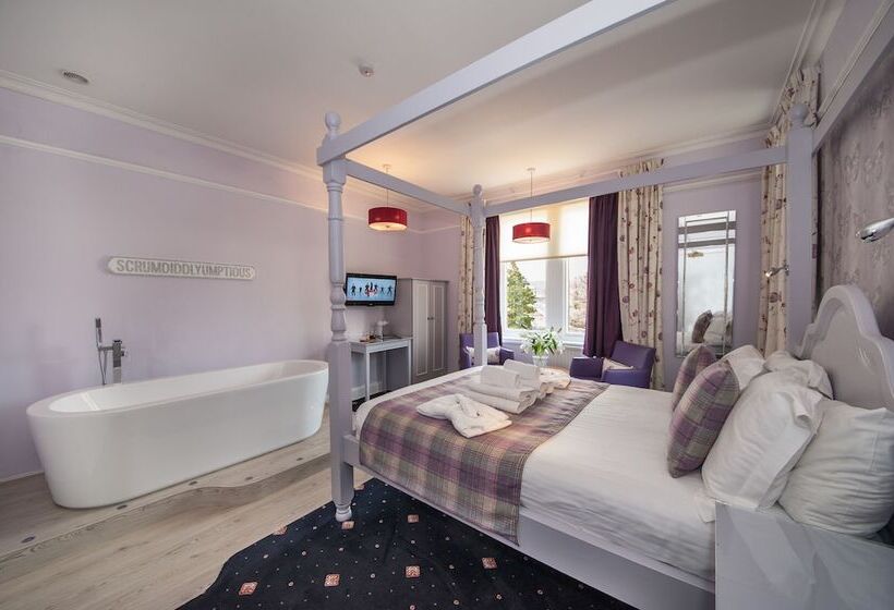 デラックスルーム, The Coppice Including Off Site Health Club