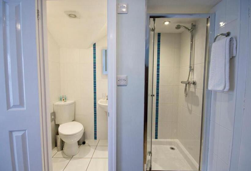Номер Superior Одноместный, The Coppice   Including Off Site Health Club
